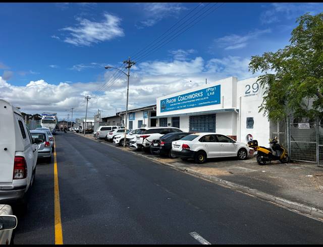 815M² STORAGE UNIT TO LET IN PAROW EAST